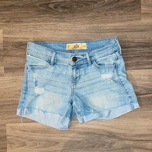 Size 0 Ripped Mid Length Jean Shorts